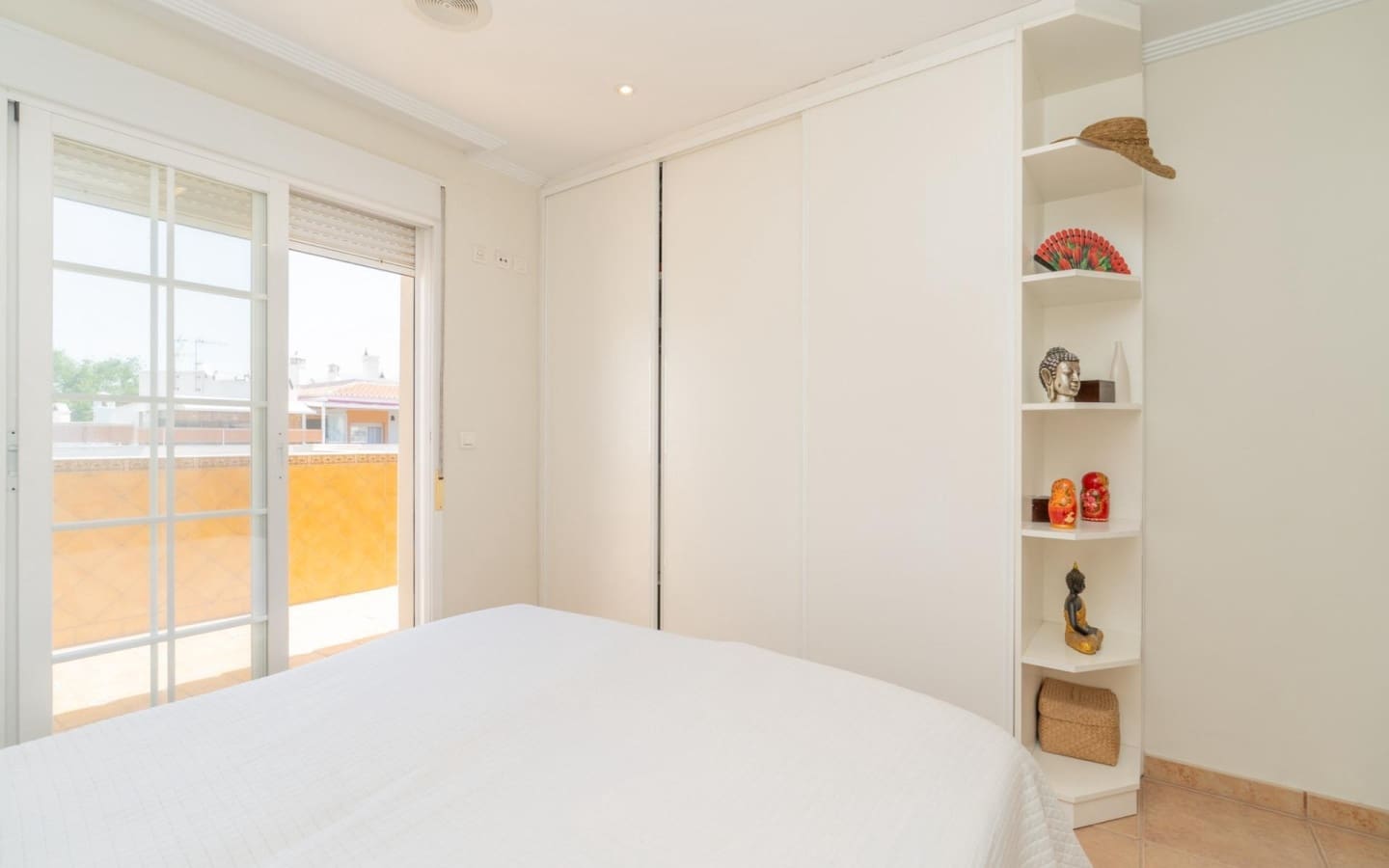 3 soverom Leilighet til salgs i Salobrena med garasje - € 340 000 (Ref: 9138235)