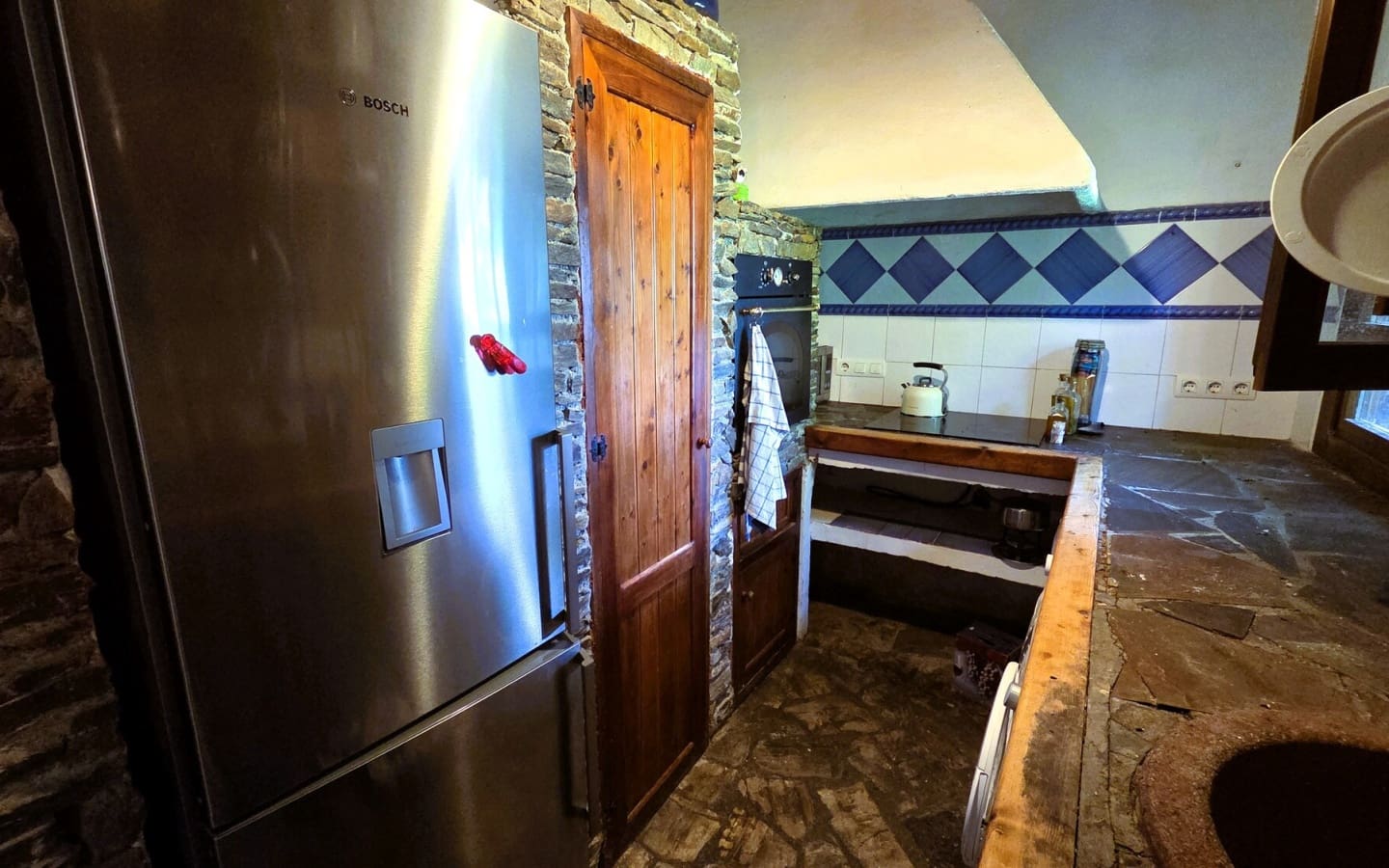 3 soveværelse Finca/Landehus til salg i Carataunas med swimmingpool garage - € 375.000 (Ref: 9152693)