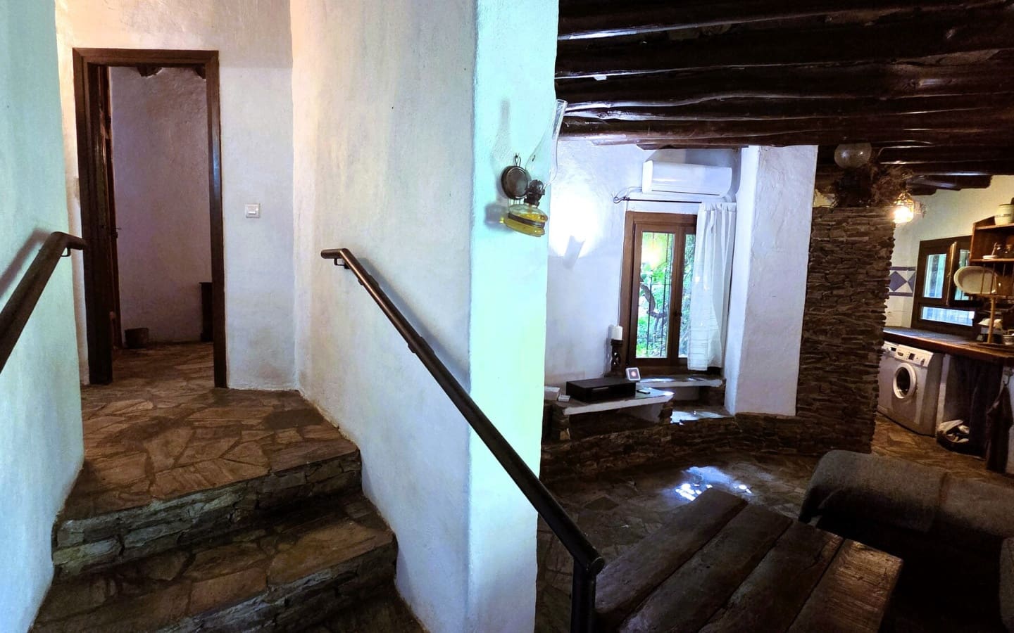 3 soveværelse Finca/Landehus til salg i Carataunas med swimmingpool garage - € 375.000 (Ref: 9152693)