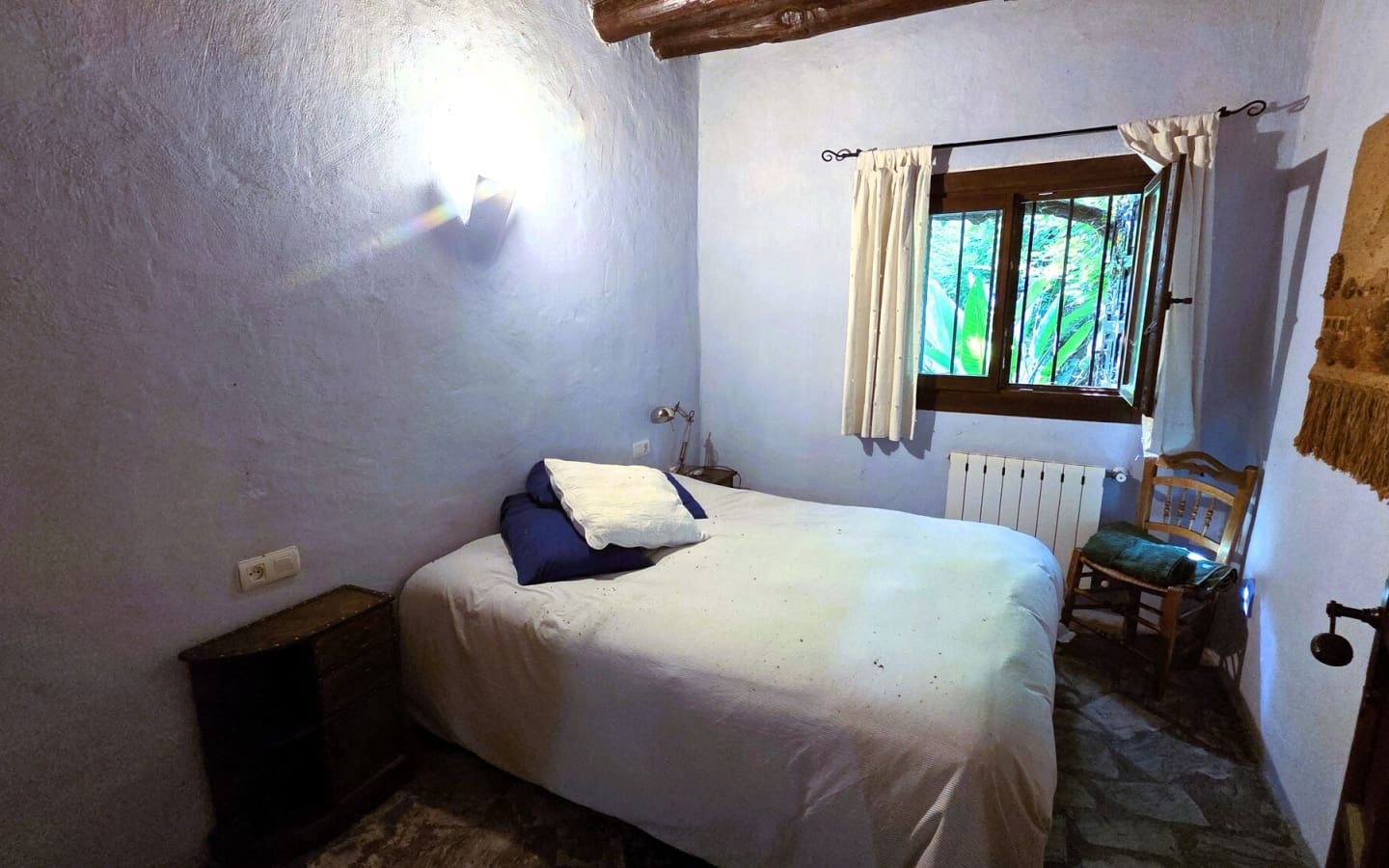 3 soveværelse Finca/Landehus til salg i Carataunas med swimmingpool garage - € 375.000 (Ref: 9152693)