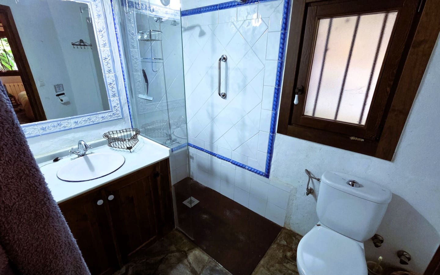 3 soveværelse Finca/Landehus til salg i Carataunas med swimmingpool garage - € 375.000 (Ref: 9152693)