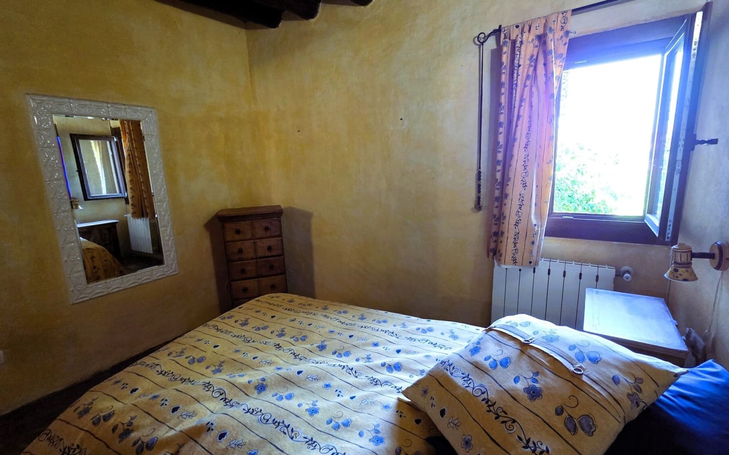 3 soveværelse Finca/Landehus til salg i Carataunas med swimmingpool garage - € 375.000 (Ref: 9152693)