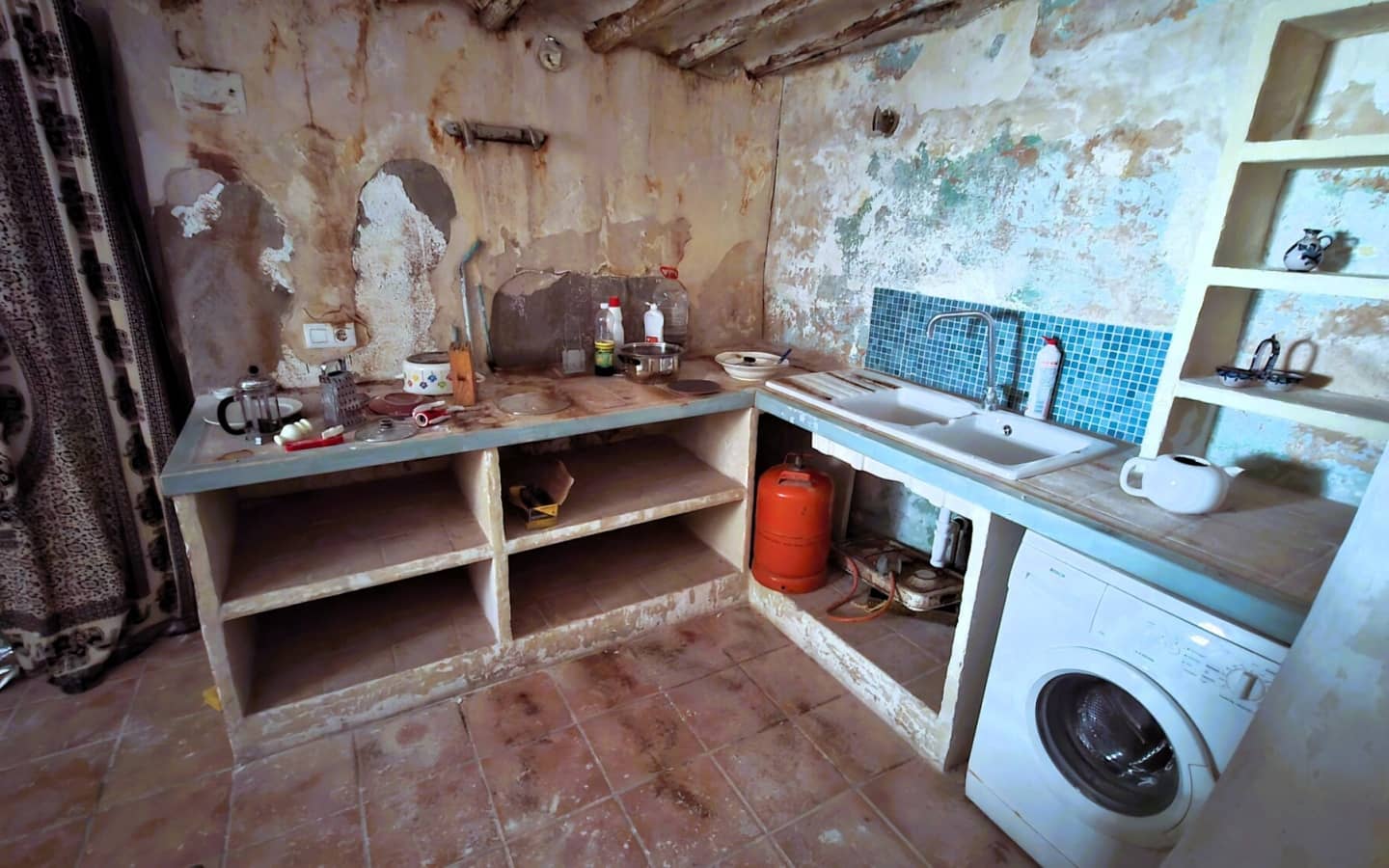 3 soveværelse Byhus til salg i Orgiva - € 43.000 (Ref: 9219618)