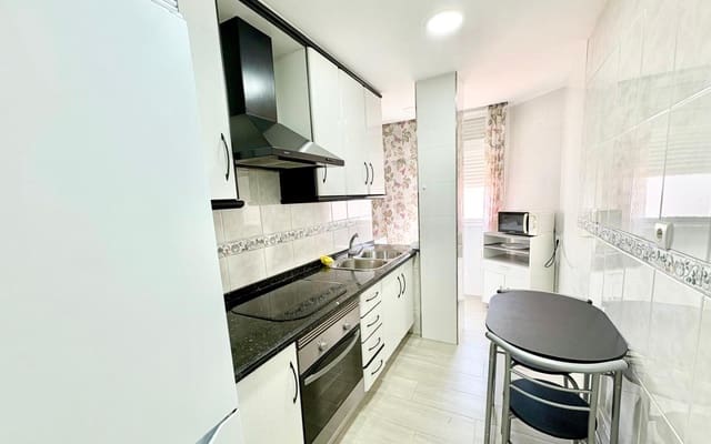 3 soveværelse Lejlighed til salg i Salobreña - € 160.000 (Ref: 9255796)