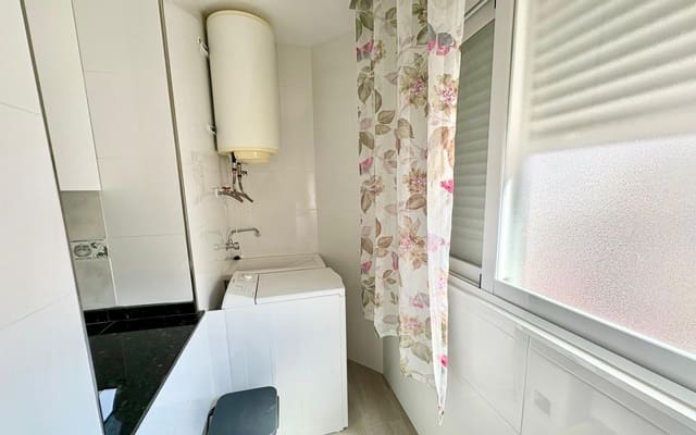 3 soveværelse Lejlighed til salg i Salobreña - € 160.000 (Ref: 9255796)