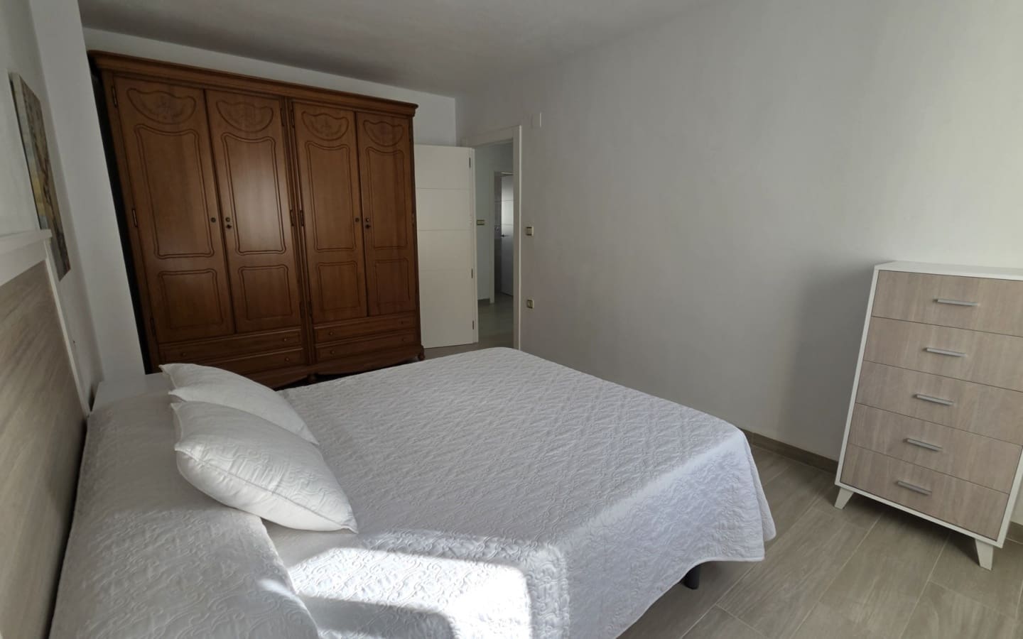 Piso de 3 habitaciones en Salobreña en venta - 160.000 € (Ref: 9255796)
