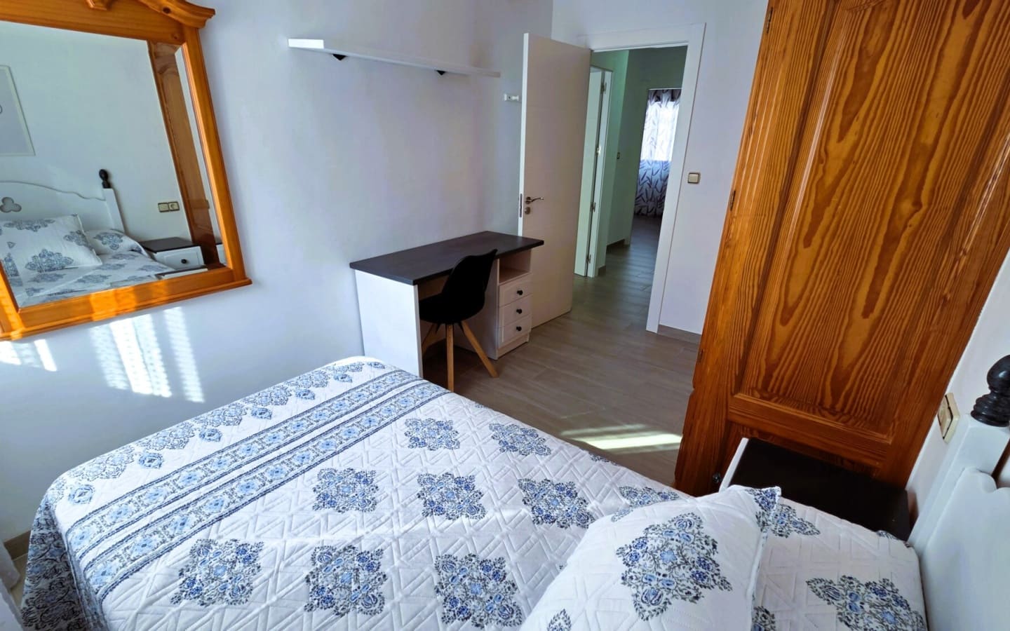 Piso de 3 habitaciones en Salobreña en venta - 160.000 € (Ref: 9255796)