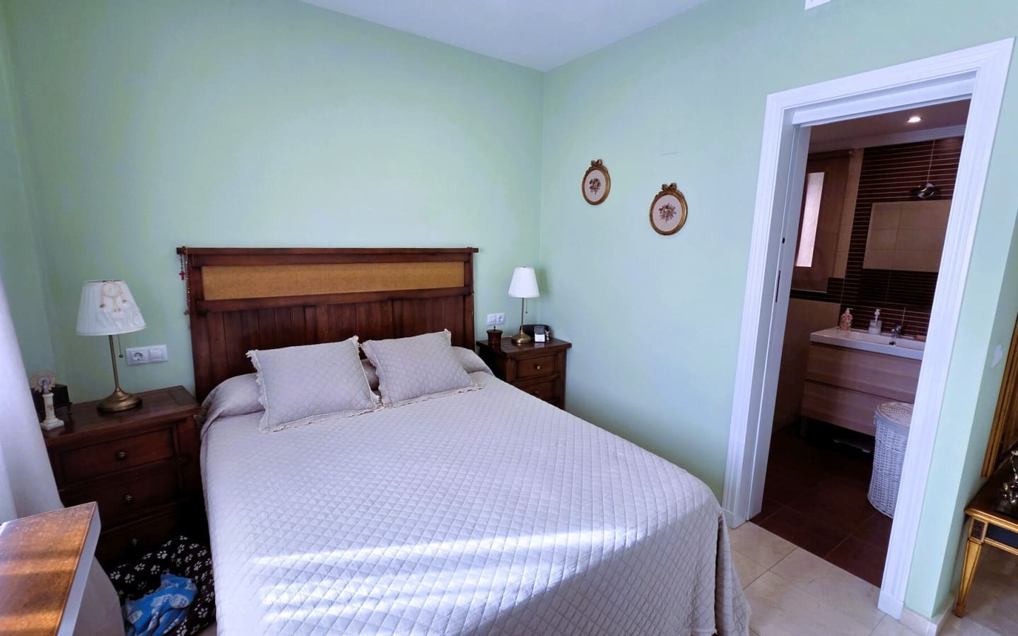 Piso de 3 habitaciones en Estepona en venta con garaje - 380.000 € (Ref: 9322836)