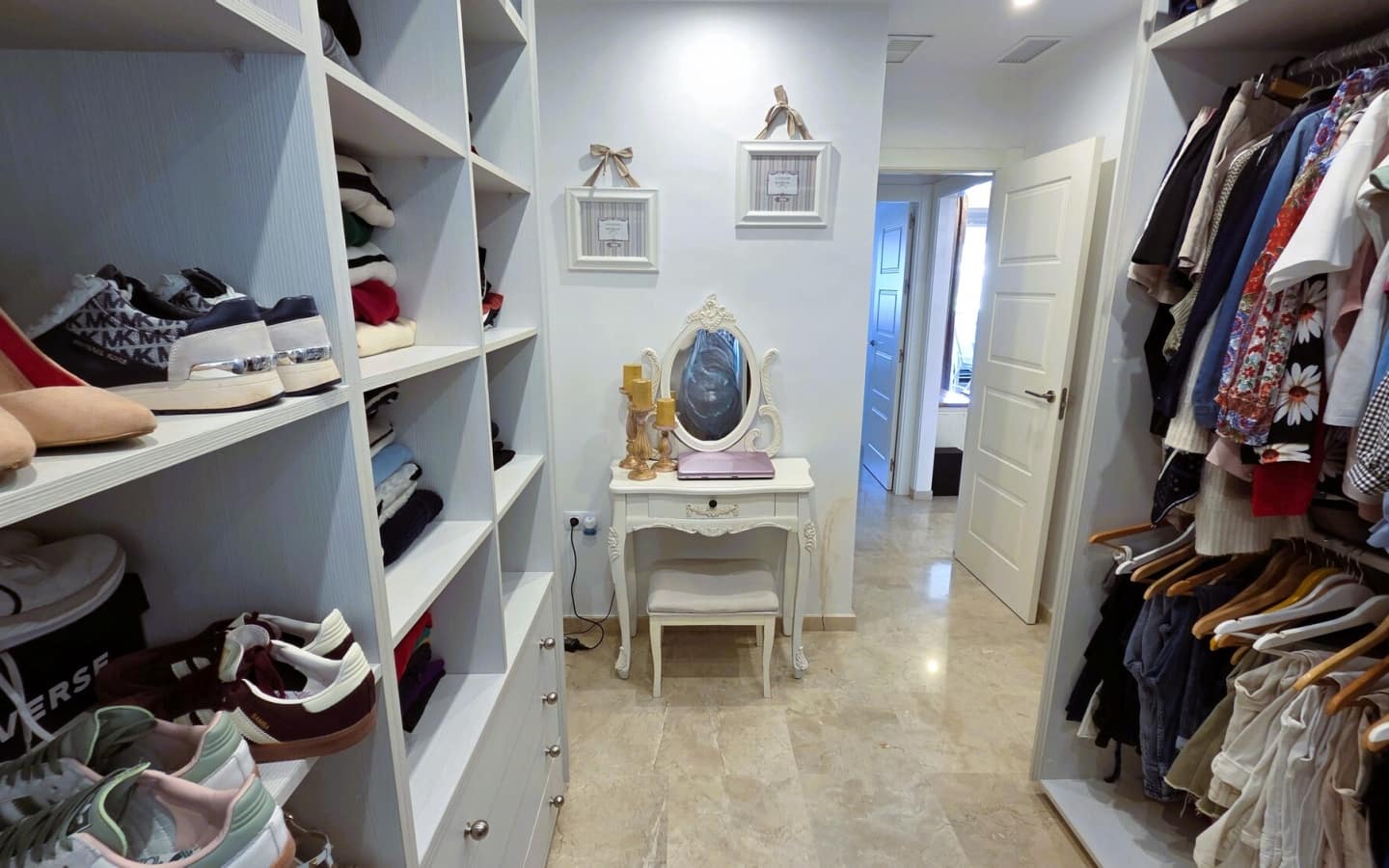 3 Zimmer Wohnung zu verkaufen in Estepona mit Garage - 395.000 € (Ref: 9322837)