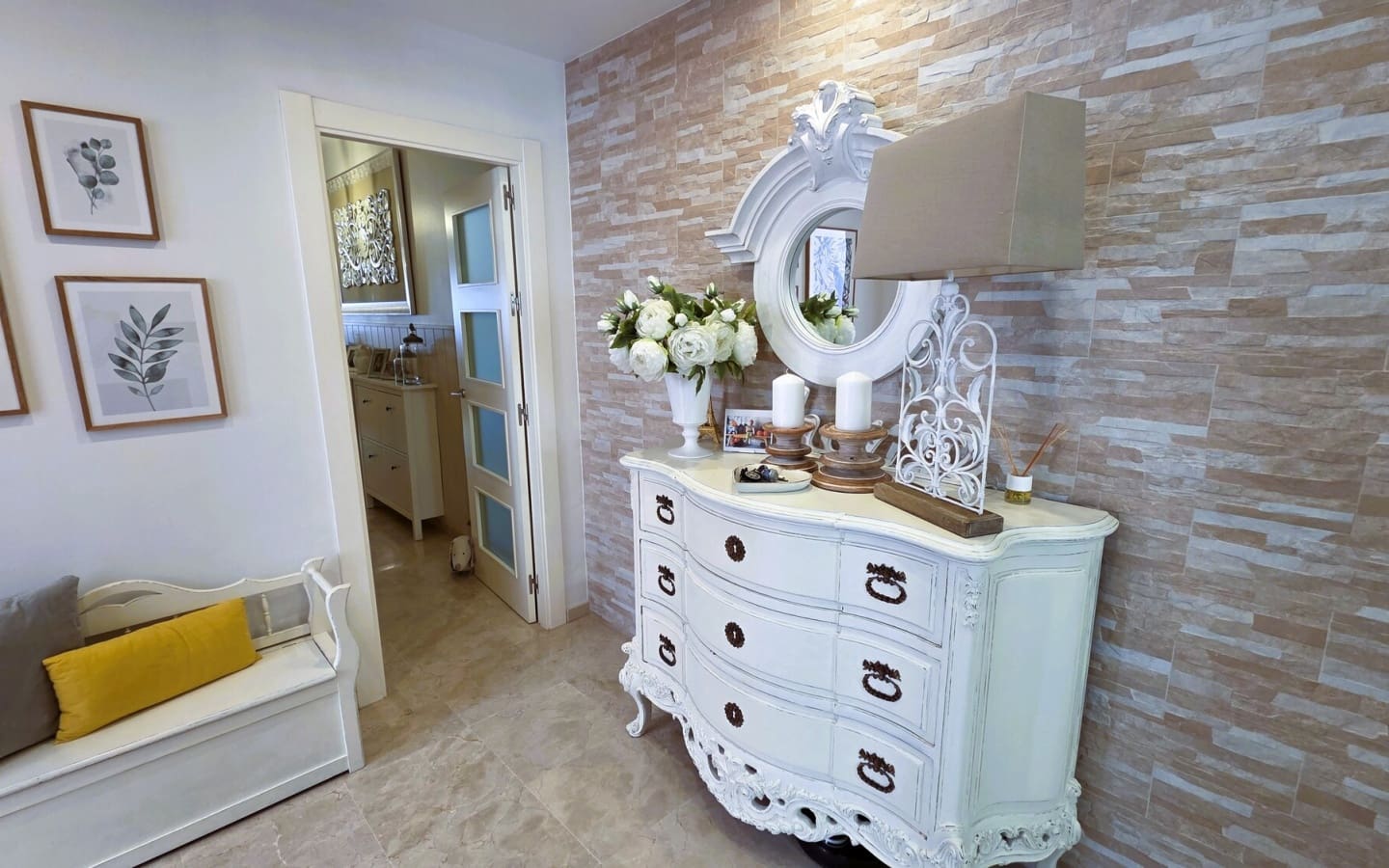 3 Zimmer Wohnung zu verkaufen in Estepona mit Garage - 395.000 € (Ref: 9322837)