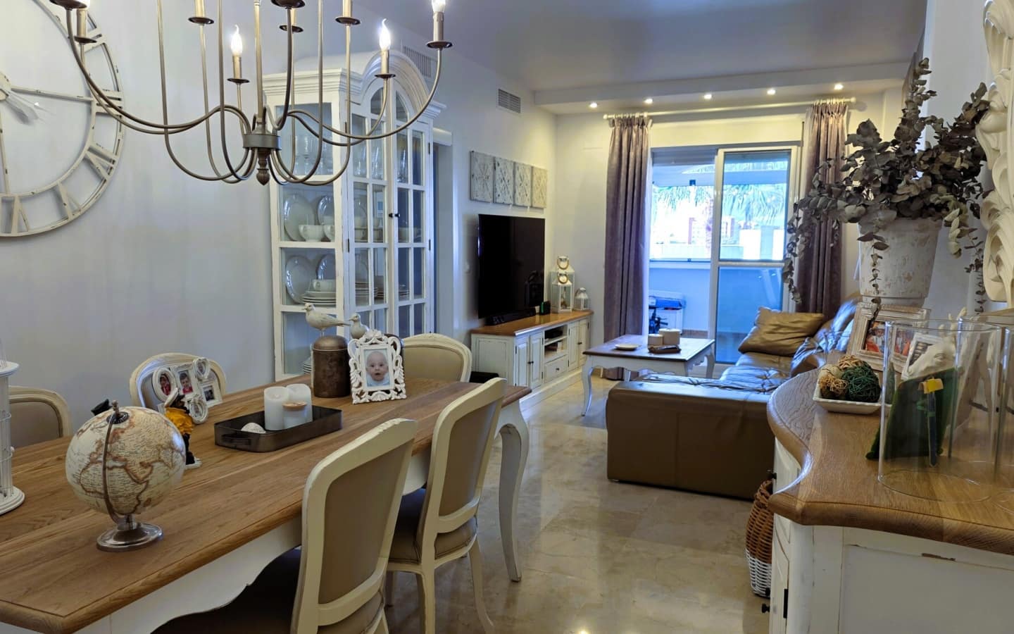 3 Zimmer Wohnung zu verkaufen in Estepona mit Garage - 395.000 € (Ref: 9322837)