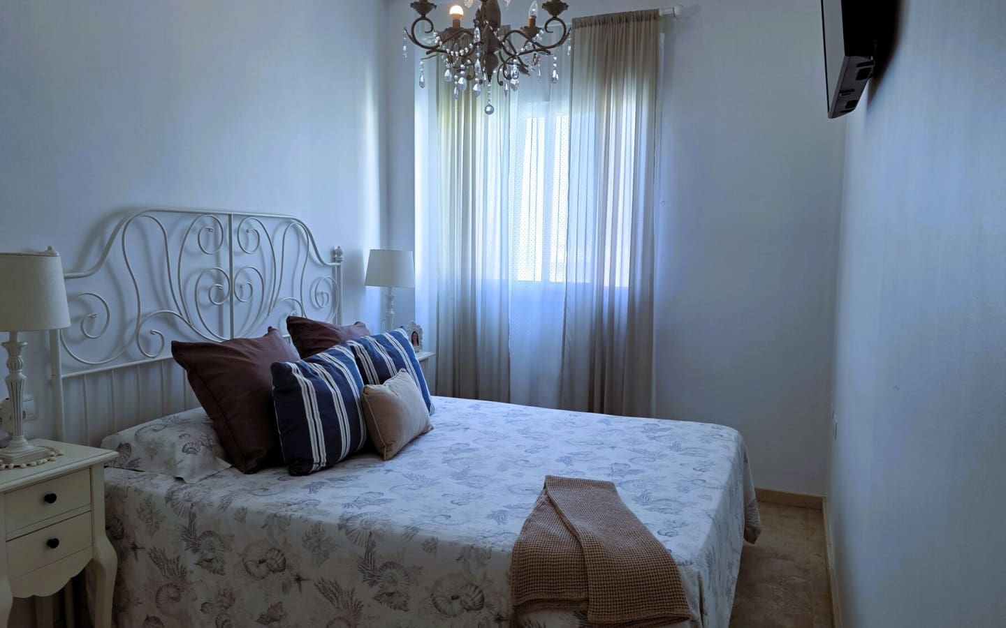 3 Zimmer Wohnung zu verkaufen in Estepona mit Garage - 395.000 € (Ref: 9322837)