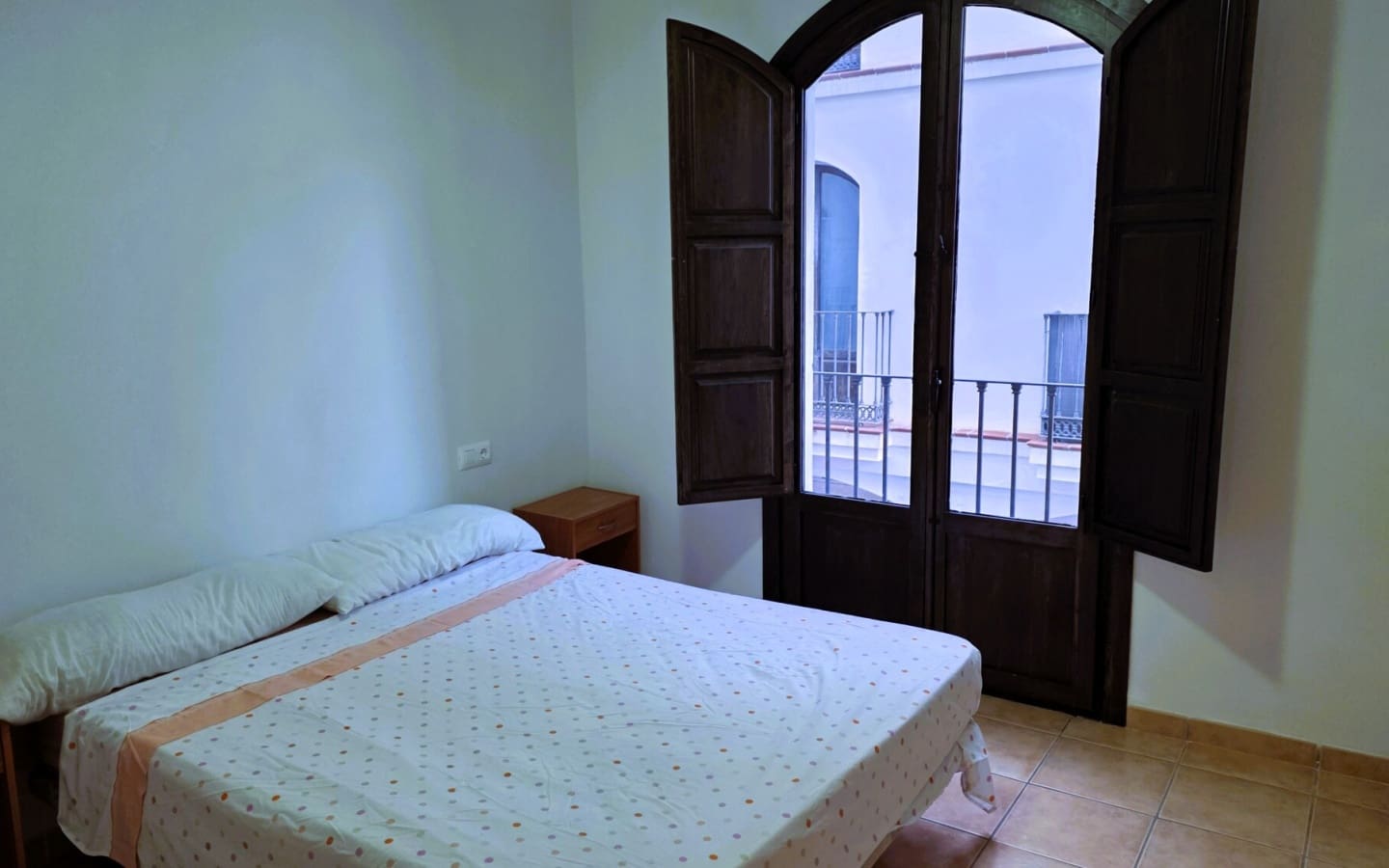 2 makuuhuone Asunto myytävänä paikassa Velez de Benaudalla mukana 
autotalli - 140 000 € (Ref: 9557414)