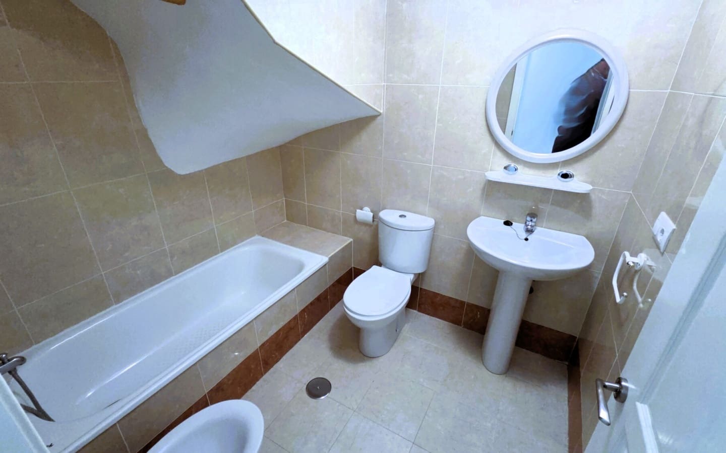 2 makuuhuone Asunto myytävänä paikassa Velez de Benaudalla mukana 
autotalli - 140 000 € (Ref: 9557414)