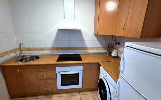 2 makuuhuone Asunto myytävänä paikassa Vélez de Benaudalla mukana 
autotalli - 140 000 € (Ref: 9557414)