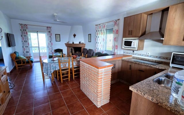 2 soverom Villa til salgs i Salobreña med svømmebasseng - € 260 000 (Ref: 9610193)