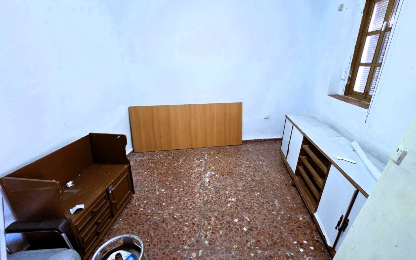 3 Zimmer Haus zu verkaufen in Motril - 80.000 € (Ref: 9626093)