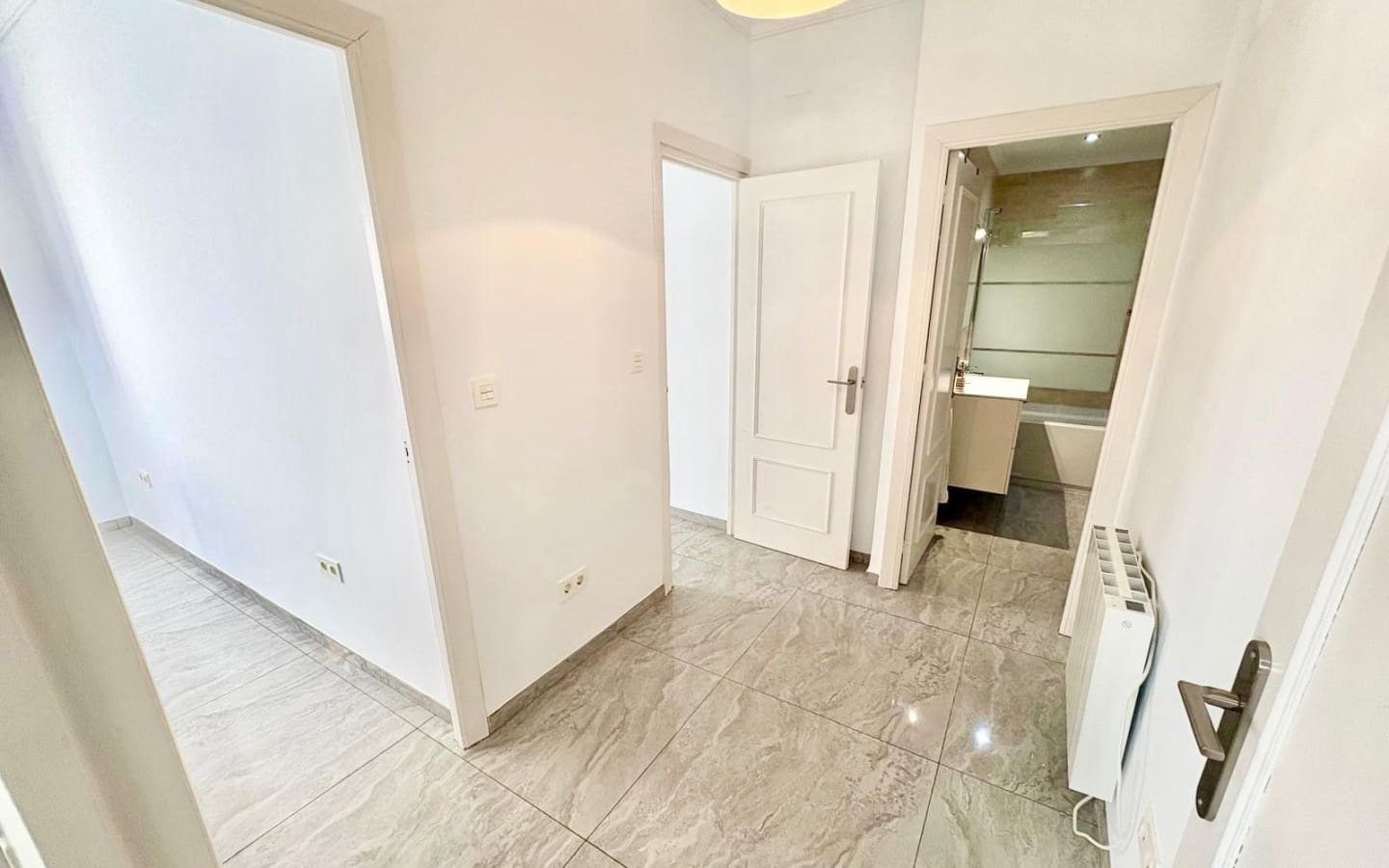 Chalet de 2 habitaciones en Salobreña en venta - 285.000 € (Ref: 9688466)