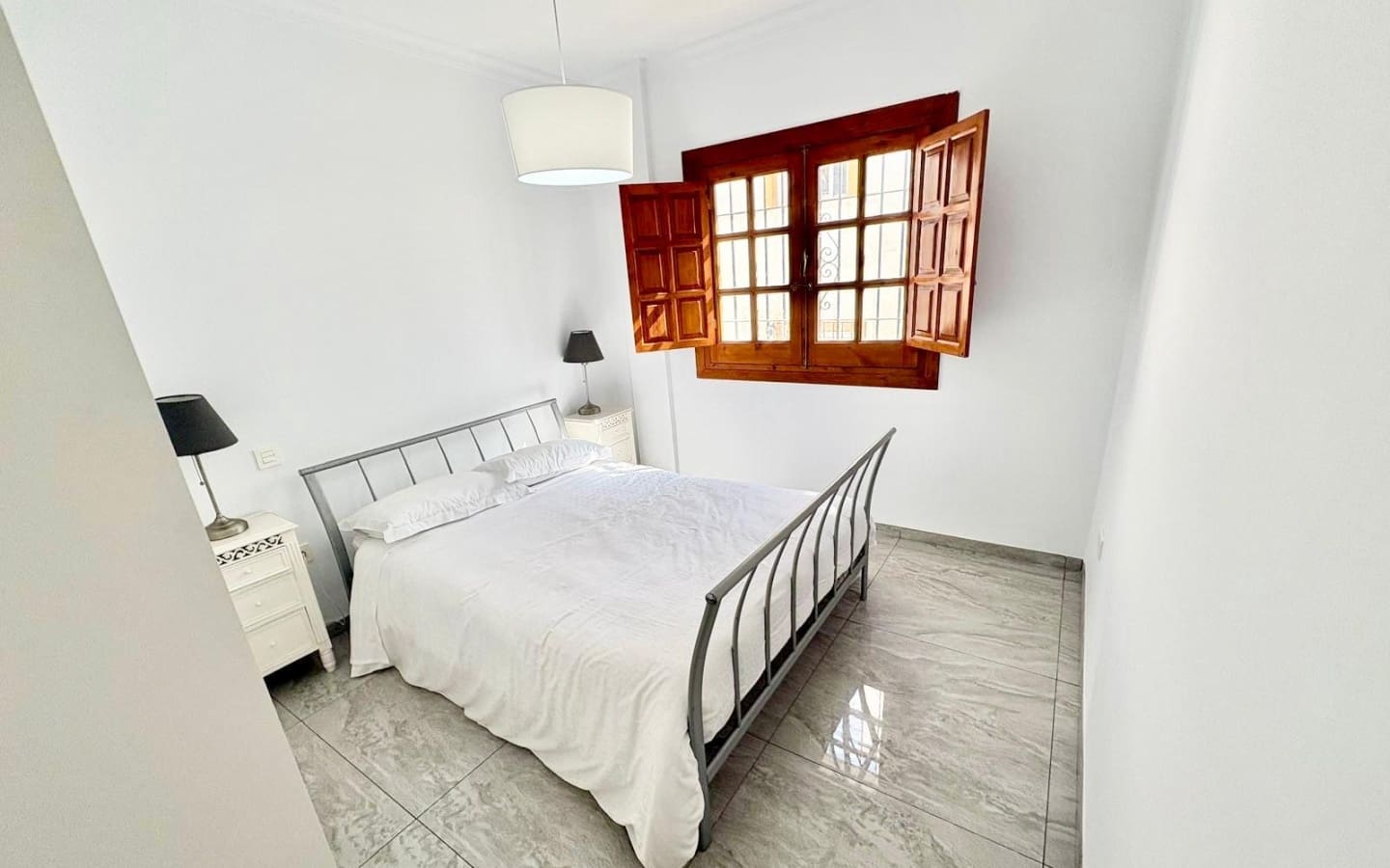 Chalet de 2 habitaciones en Salobreña en venta - 285.000 € (Ref: 9688466)