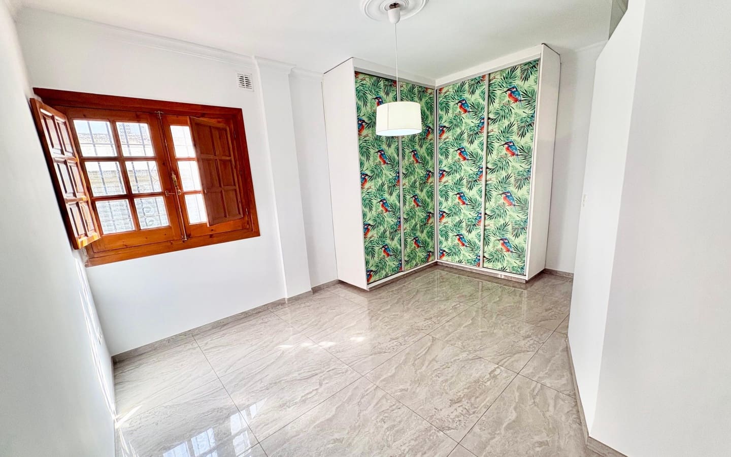 Chalet de 2 habitaciones en Salobreña en venta - 285.000 € (Ref: 9688466)