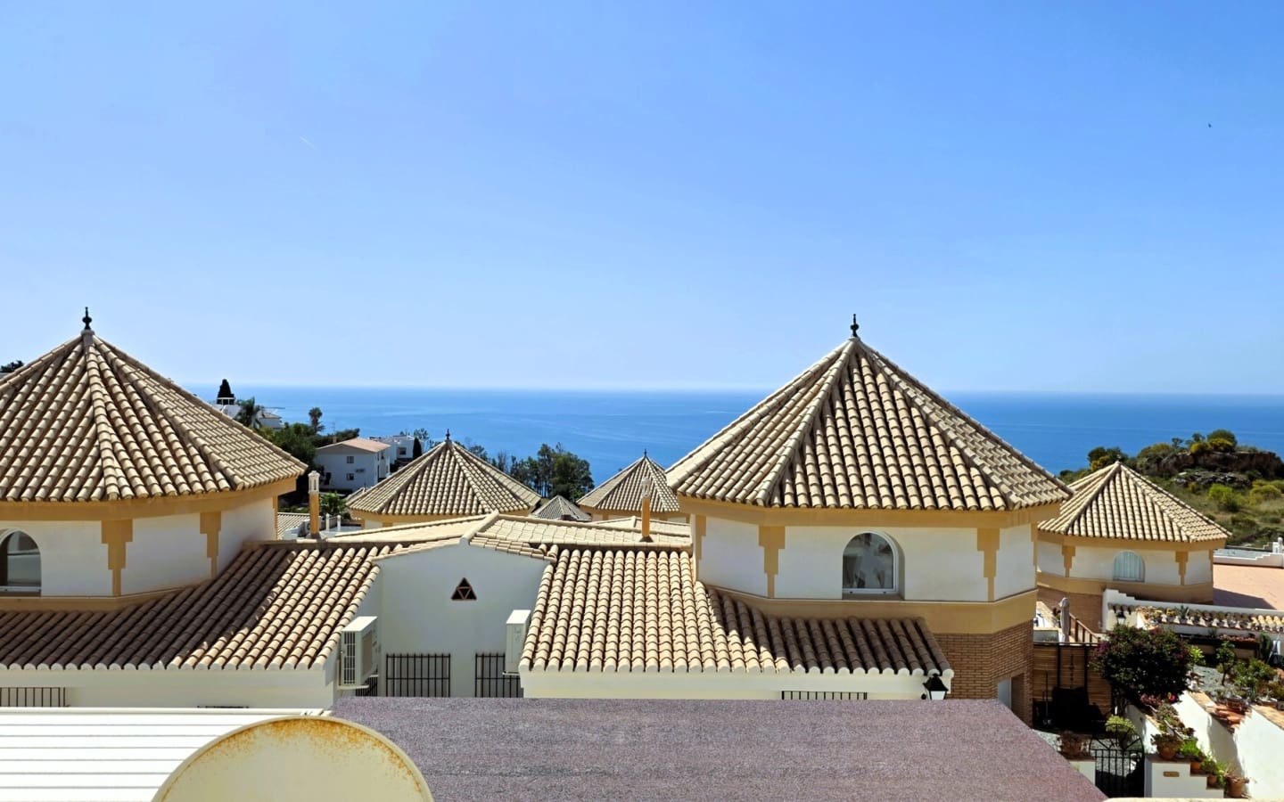 2 Zimmer Haus zu verkaufen in Salobrena mit Pool Garage - 270.000 € (Ref: 9793450)