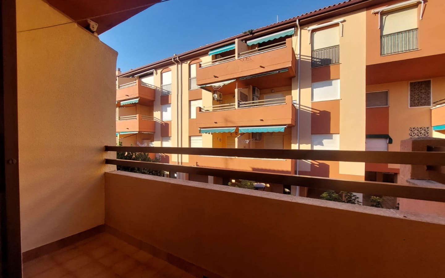 4 bedroom Townhouse for sale in Salobrena with garage - € 345,000 (Ref: 9850343)