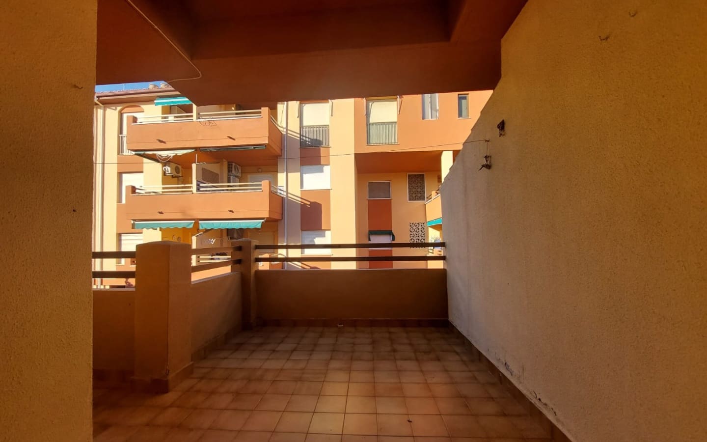 4 bedroom Townhouse for sale in Salobrena with garage - € 345,000 (Ref: 9850343)