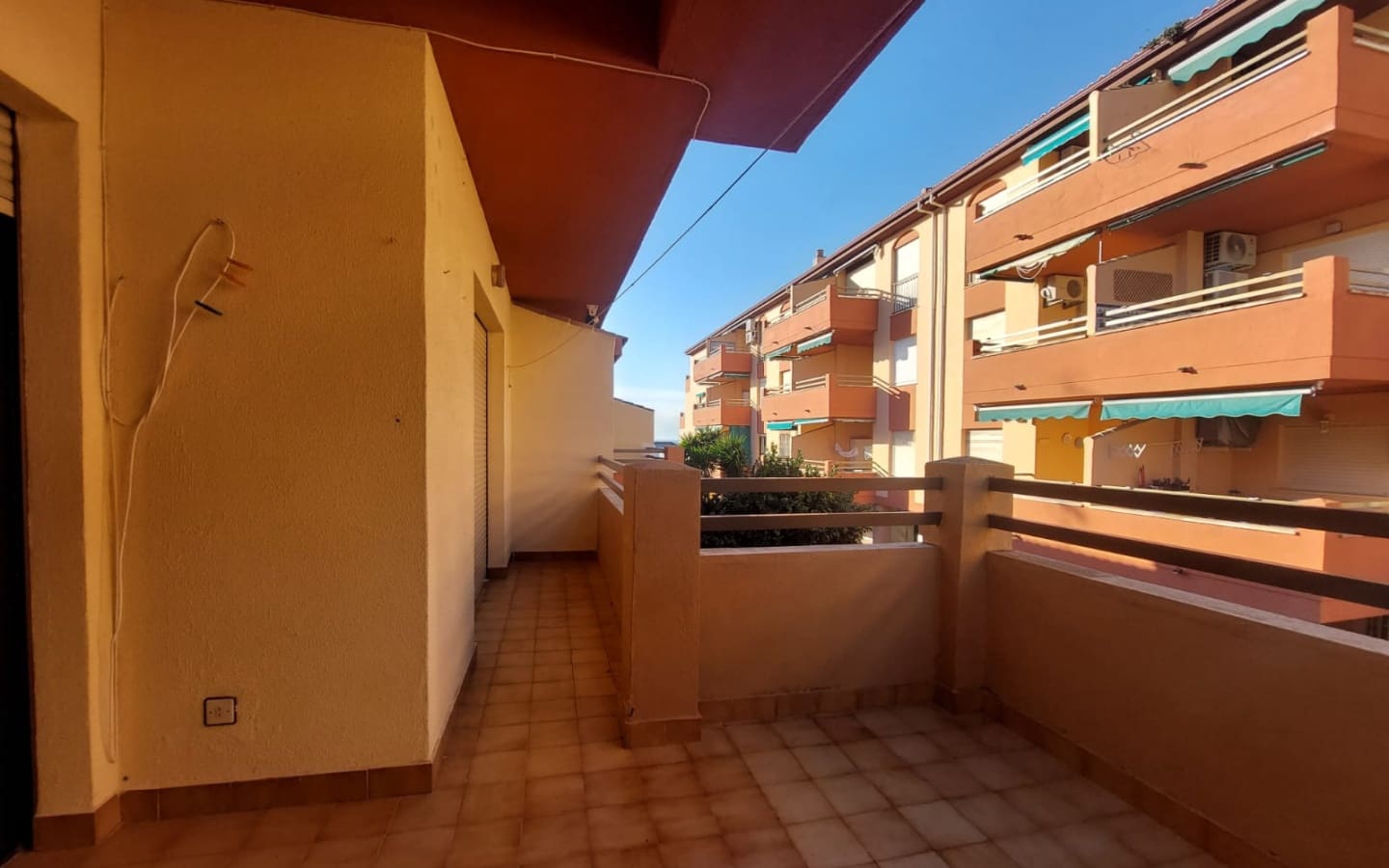 4 bedroom Townhouse for sale in Salobrena with garage - € 345,000 (Ref: 9850343)