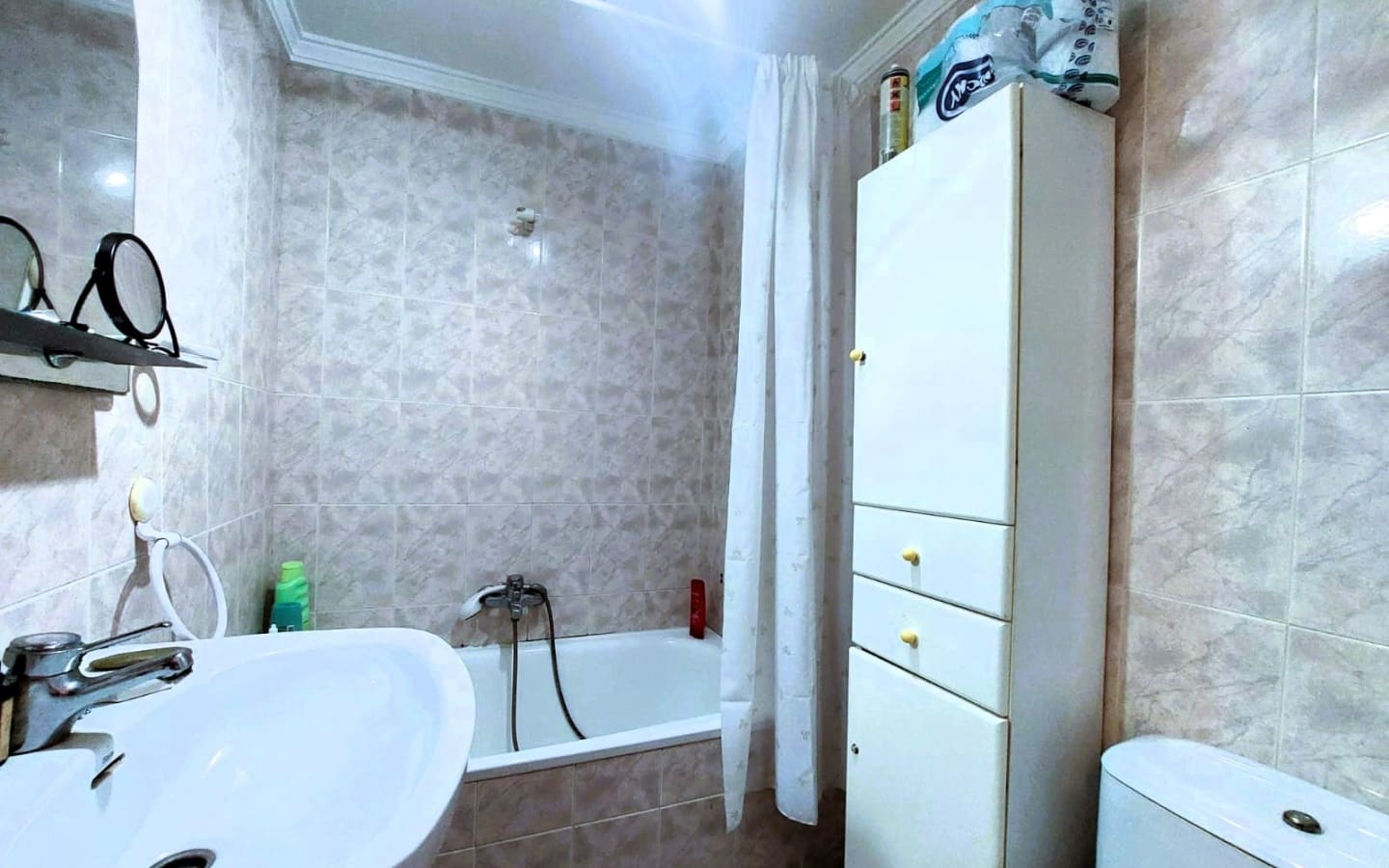 4 bedroom Apartment for sale in Salobrena - € 179,000 (Ref: 9856024)