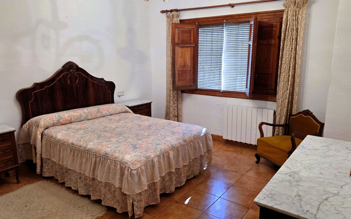 7 bedroom Villa for sale in Orgiva with garage - € 450,000 (Ref: 9869788)