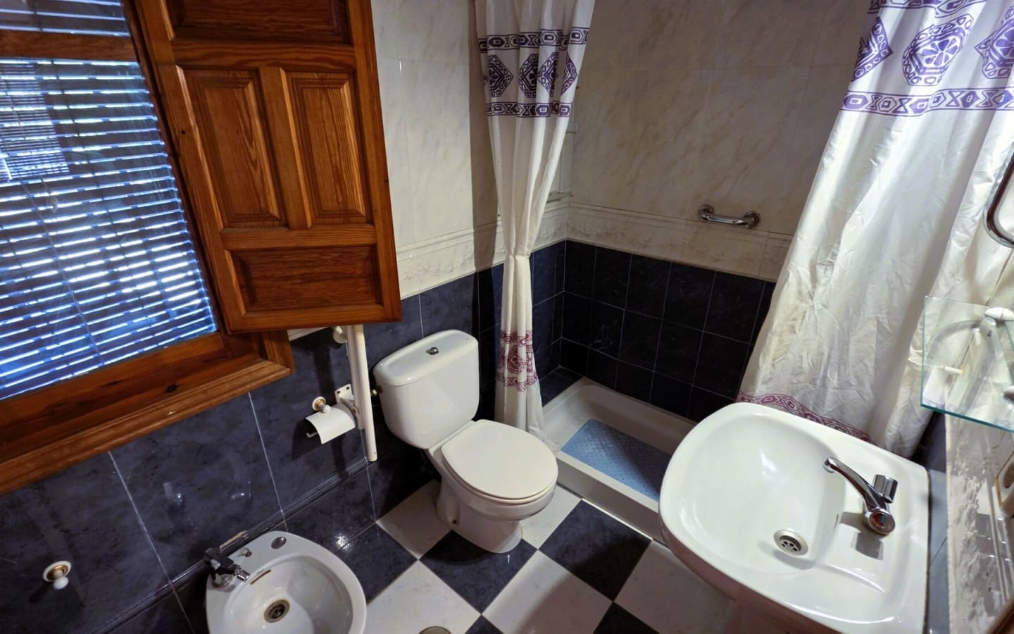 7 bedroom Villa for sale in Orgiva with garage - € 450,000 (Ref: 9869788)