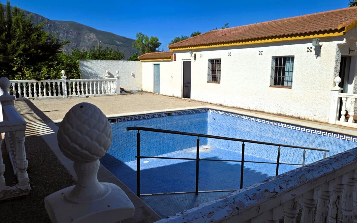 7 bedroom Villa for sale in Orgiva with garage - € 450,000 (Ref: 9869788)