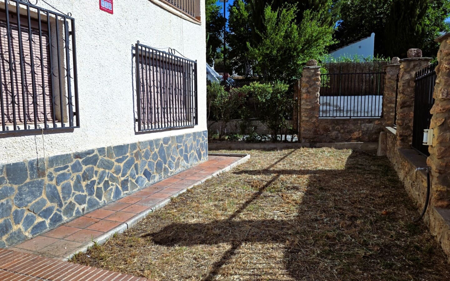 7 bedroom Villa for sale in Orgiva with garage - € 450,000 (Ref: 9869788)