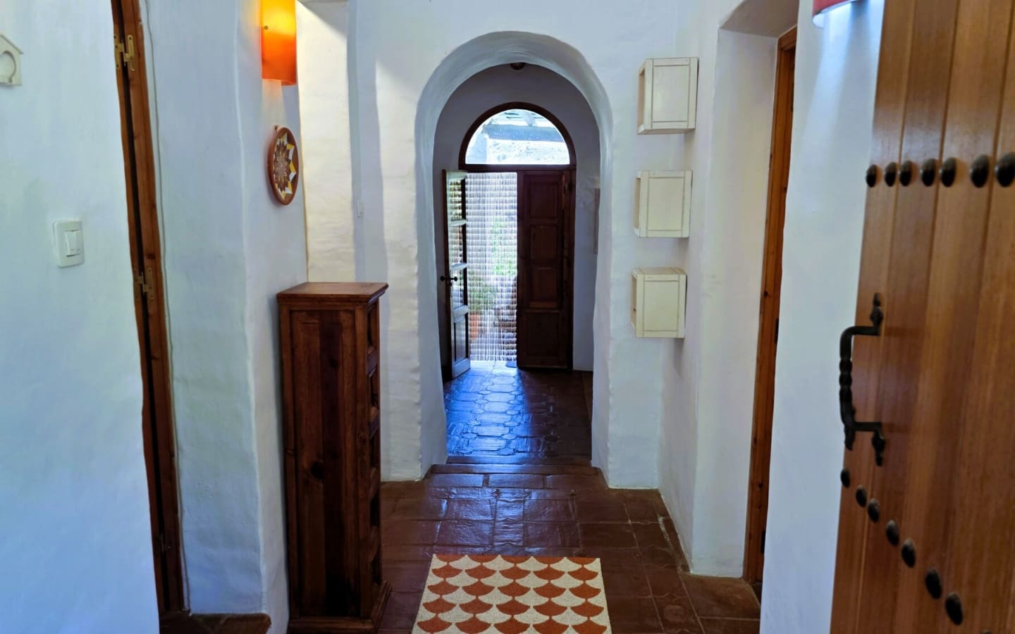 4 bedroom Business for sale in Orgiva with pool - € 395,000 (Ref: 9875564)