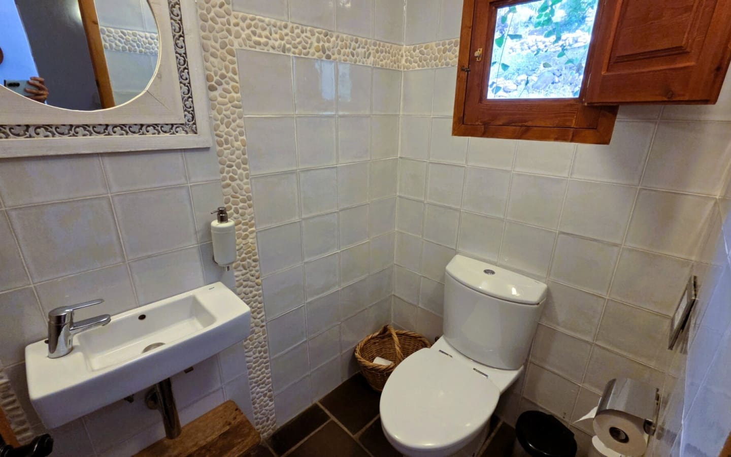 4 bedroom Business for sale in Orgiva with pool - € 395,000 (Ref: 9875564)
