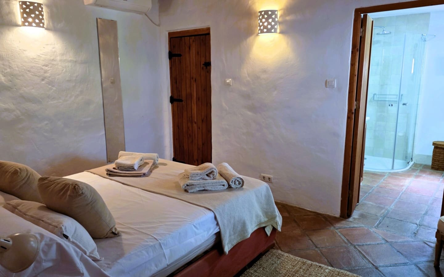 4 bedroom Business for sale in Orgiva with pool - € 395,000 (Ref: 9875564)