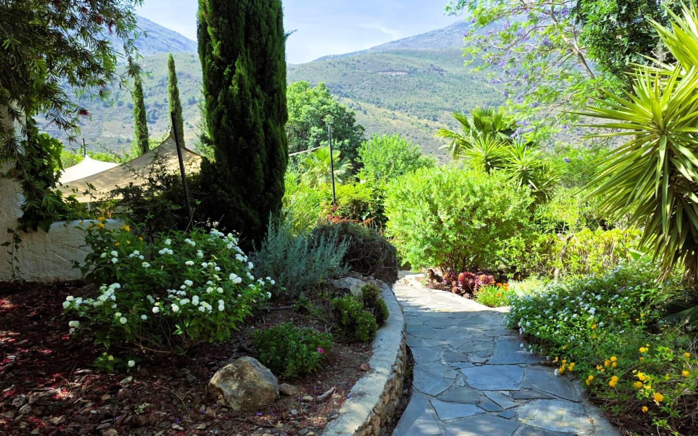 4 bedroom Business for sale in Orgiva with pool - € 395,000 (Ref: 9875564)