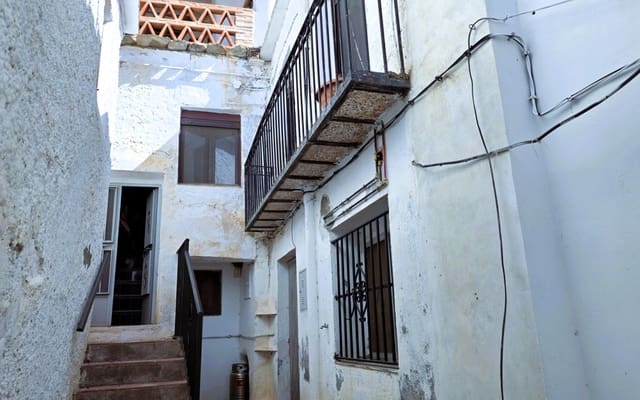 4 soverom Hus til salgs i Orgiva - € 81 000 (Ref: 9954575)