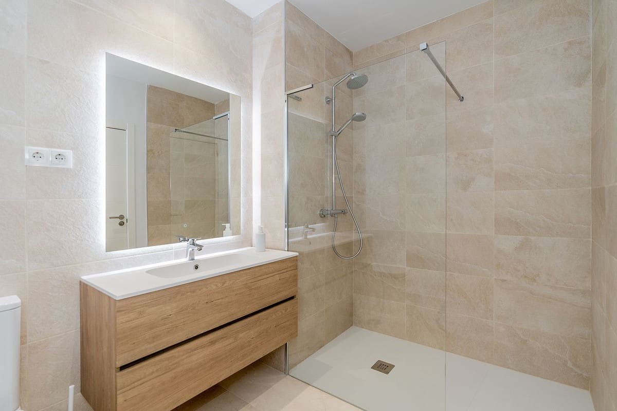 3 bedroom Penthouse for sale in Casares with pool - € 950,000 (Ref: 8122943)