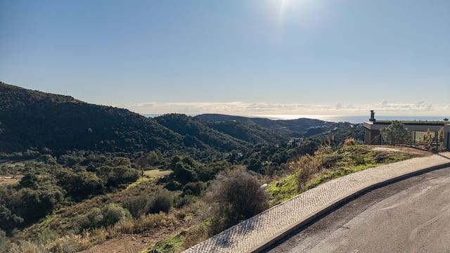 Terreno para Construção para venda em Benahavís - 495 000 € (Ref: 9472306)