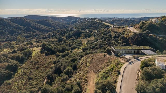 Terreno para Construção para venda em Benahavís - 495 000 € (Ref: 9472306)