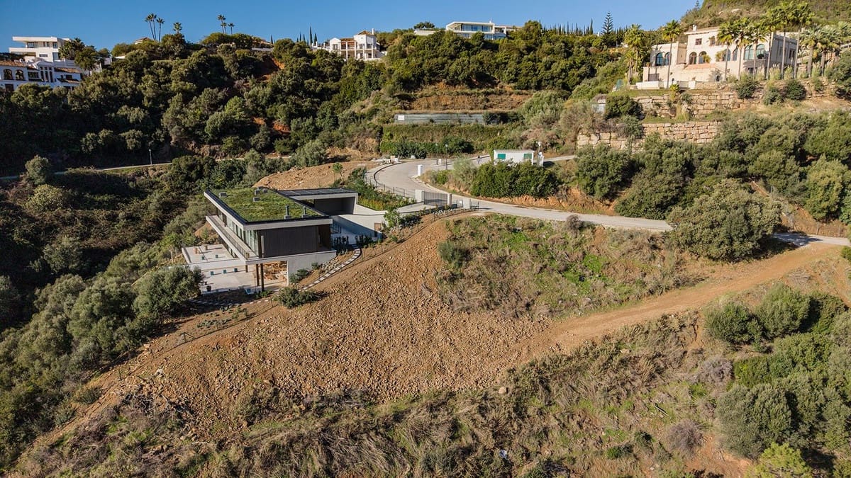 Terreno para Construção para venda em Benahavis - 495 000 € (Ref: 9472306)