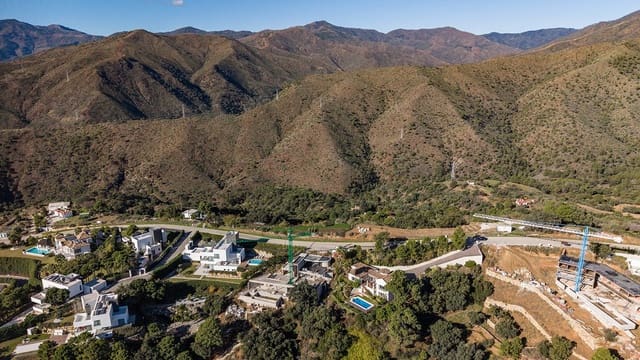 3 soveværelse Villa til salg i Benahavís - € 2.000.000 (Ref: 9472309)