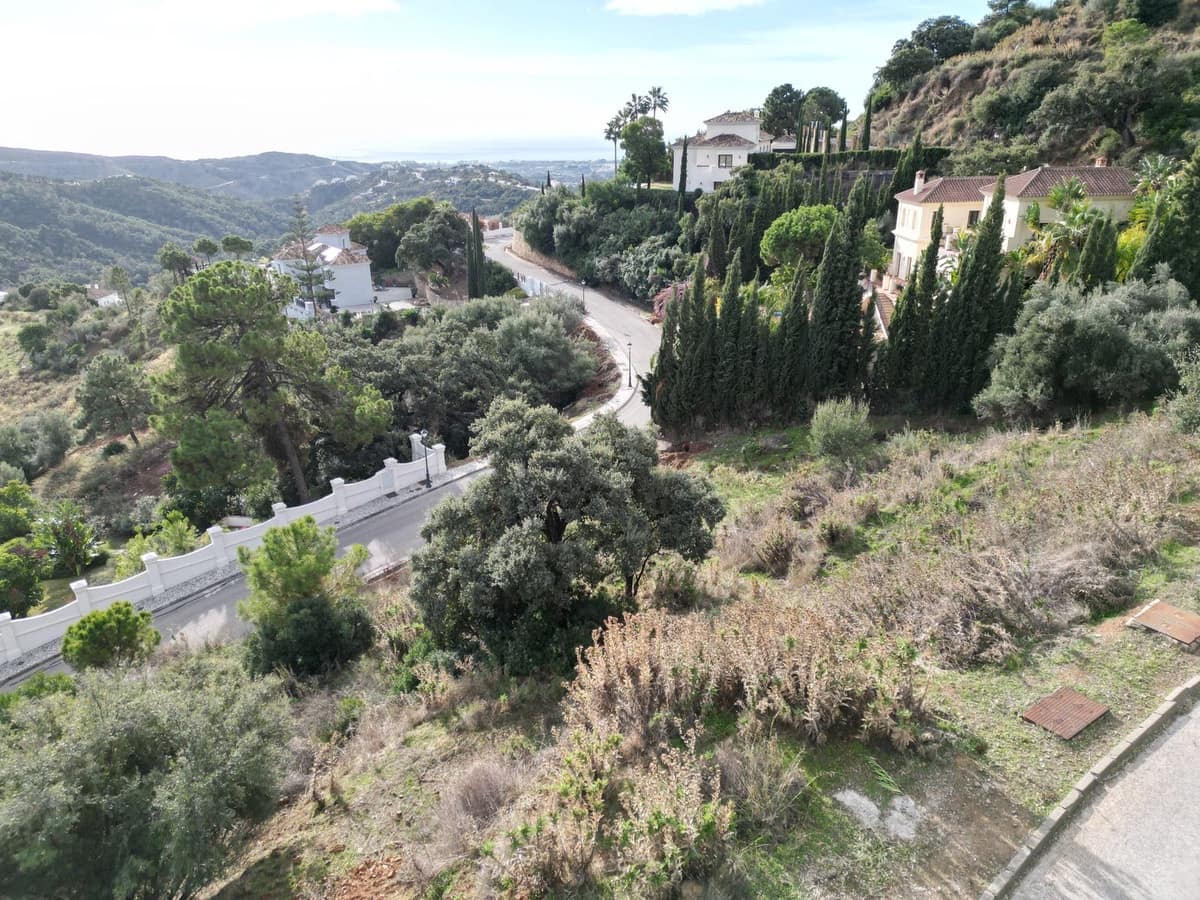 Building Plot for sale in Benahavis - € 599,000 (Ref: 9472312)