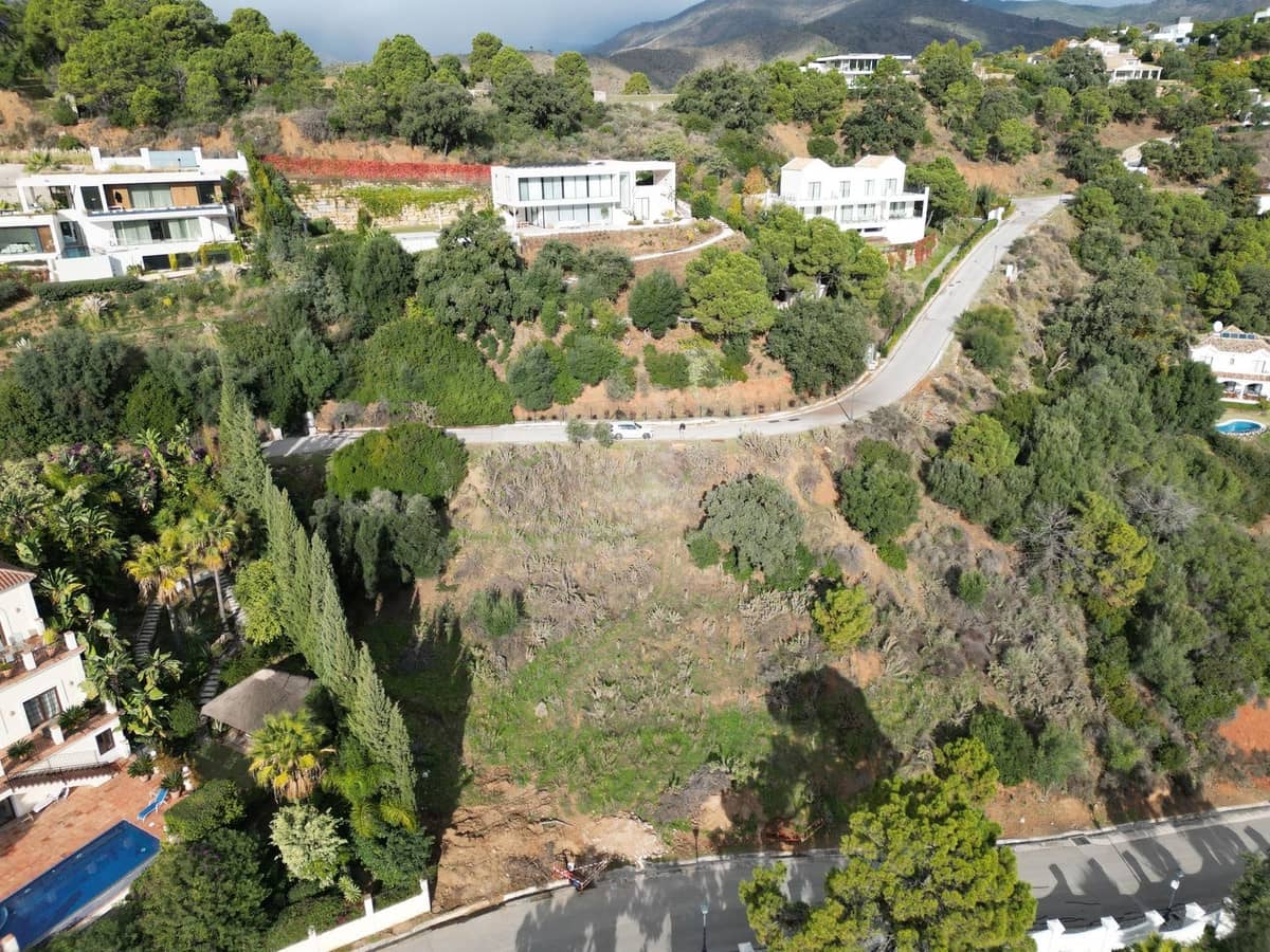 Building Plot for sale in Benahavis - € 599,000 (Ref: 9472312)