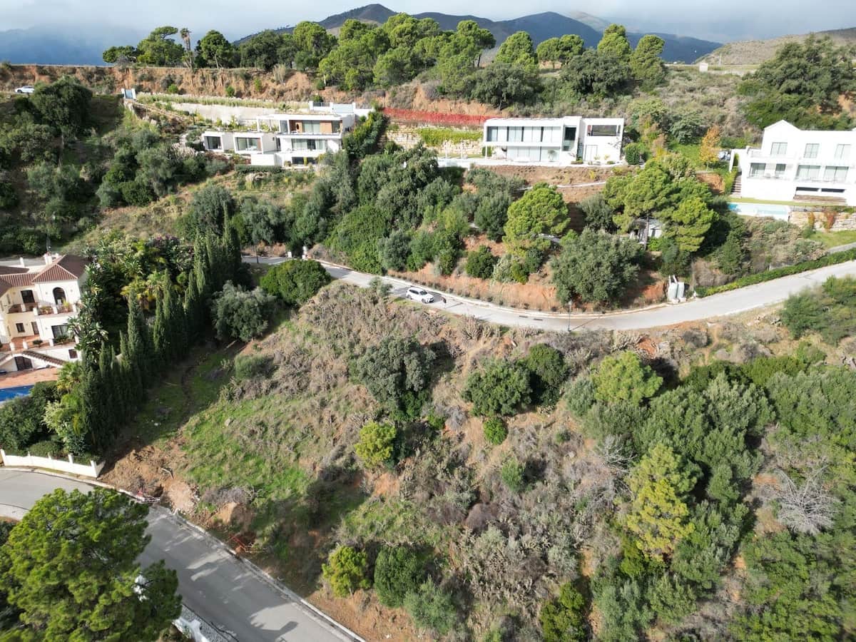 Building Plot for sale in Benahavis - € 599,000 (Ref: 9472312)