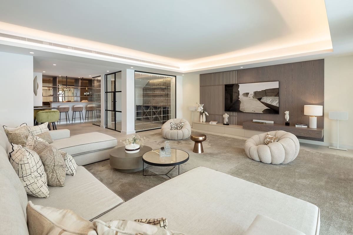 5 bedroom Villa for sale in El Madronal - € 8,350,000 (Ref: 9472315)