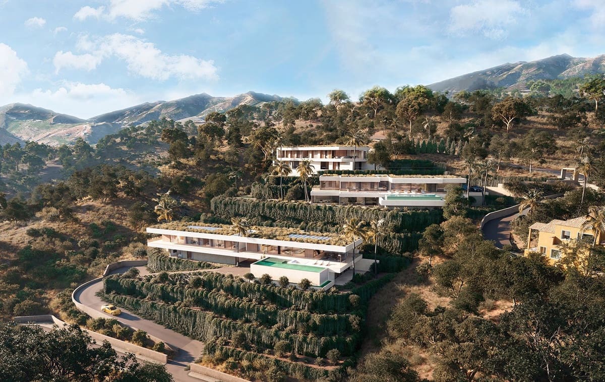 6 bedroom Villa for sale in Benahavis - € 4,975,000 (Ref: 9472335)