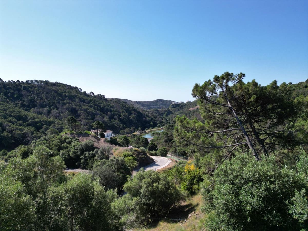 Solar/Parcela en Benahavís en venta - 395.000 € (Ref: 9472346)