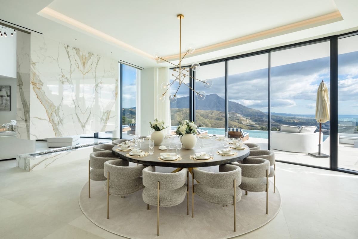 9 bedroom Villa for sale in La Zagaleta with pool garage - € 30,000,000 (Ref: 9472350)